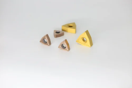 Skinning turning inserts TNMX